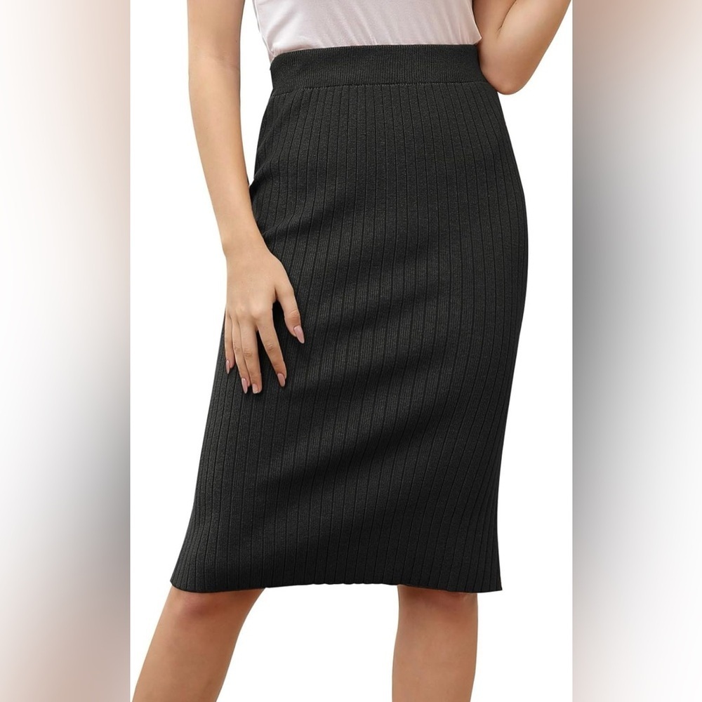 NWT Kate Kasin Women's Knee Length Stretchy Ribbed Skirt